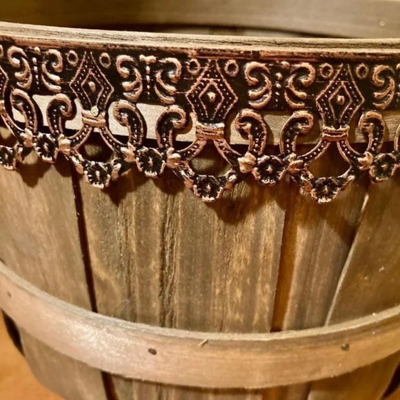 Harvest Bushel Basket NEW Wooden Handle Ornate 6.5 x 9 x 12.5 inches - Picture 10 of 11